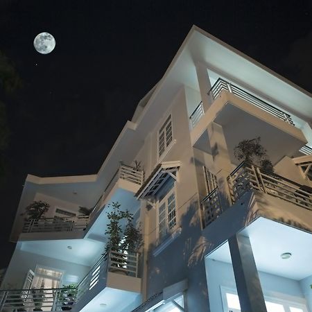 The Moon Villa Хойан Экстерьер фото
